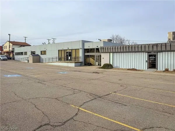 2230 Sunset BLVD, Steubenville, OH 43952