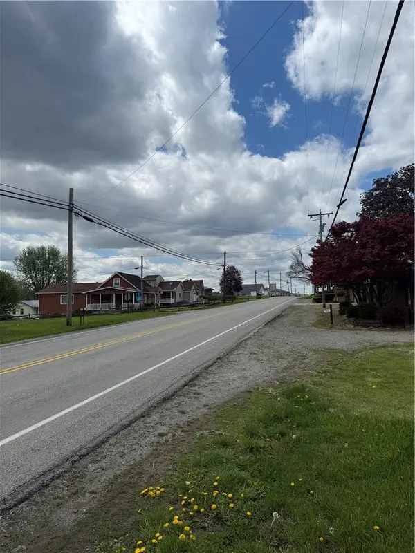 111 Steubenville Pike, Hanover Twp, PA 15021