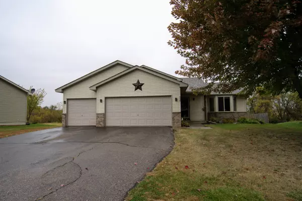 Spacious 4-Level Home in Montrose w/Fenced Backyard