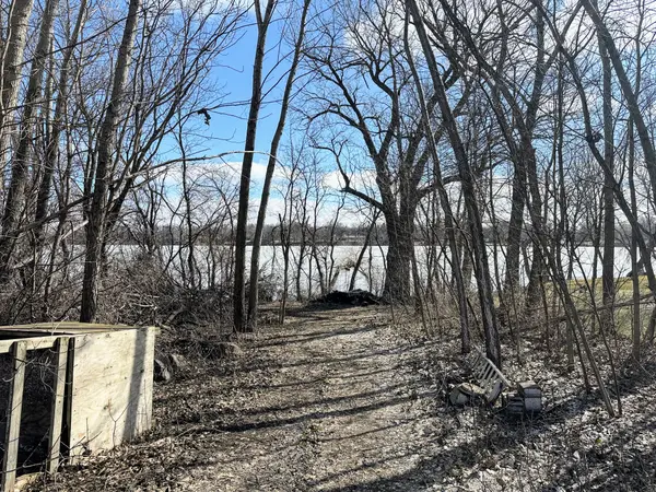 Otter Lake Lot for Sale Near Hutchinson, MN – 1.81 Acres of Lakeside Opportunity,Chuck Carstensen