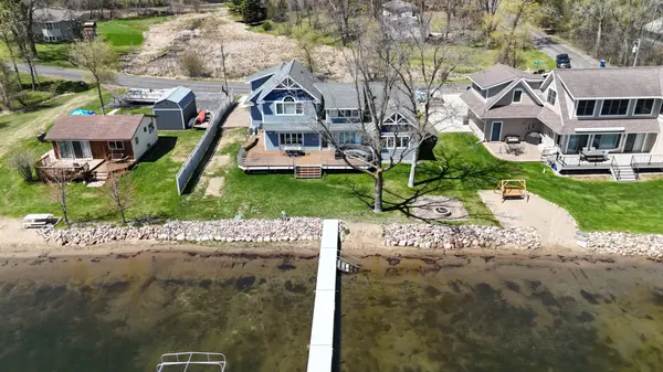 Luxury Lake Living on Sugar Lake: Where Every Day Feels Like a Getaway