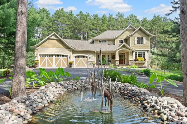 feature image of Discover Exceptional Space, Privacy &amp; Small-Town Living in Zimmerman