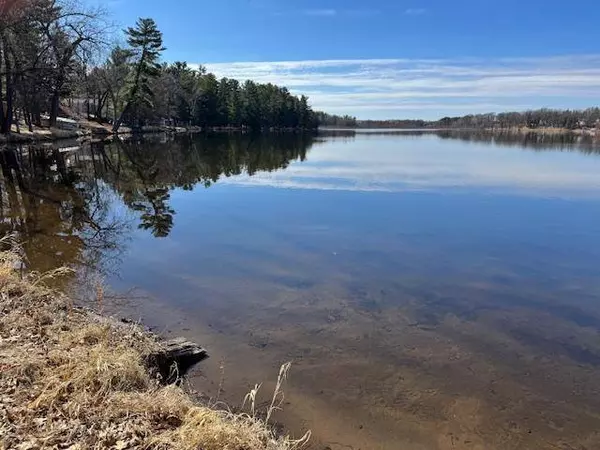 1607 Larson DR, Mora, MN 55051