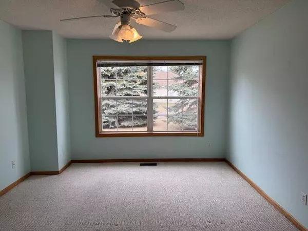 19163 Jackson CT NW, Elk River, MN 55330