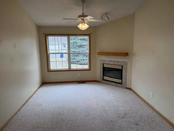 19163 Jackson CT NW, Elk River, MN 55330