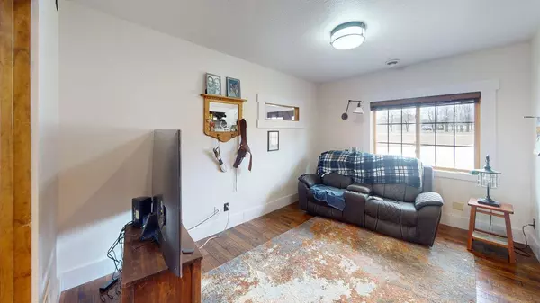 8259 148th AVE SE, Becker, MN 55308