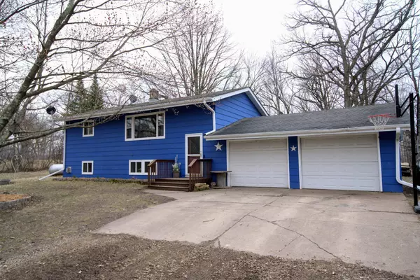 1923 Shady Acres LN, Mora, MN 55051