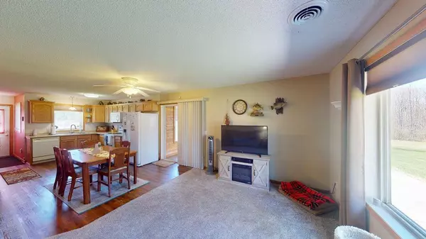 1758 240th AVE, Mora, MN 55051