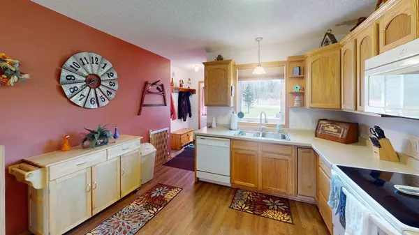 1758 240th AVE, Mora, MN 55051