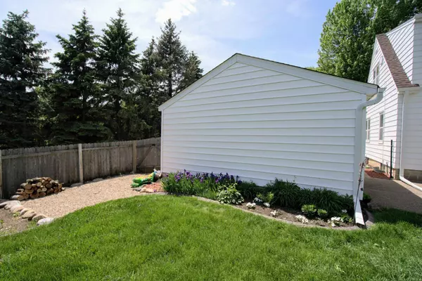 2559 Westview TER, Hopkins, MN 55305