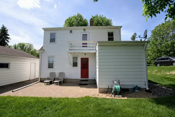 2559 Westview TER, Hopkins, MN 55305