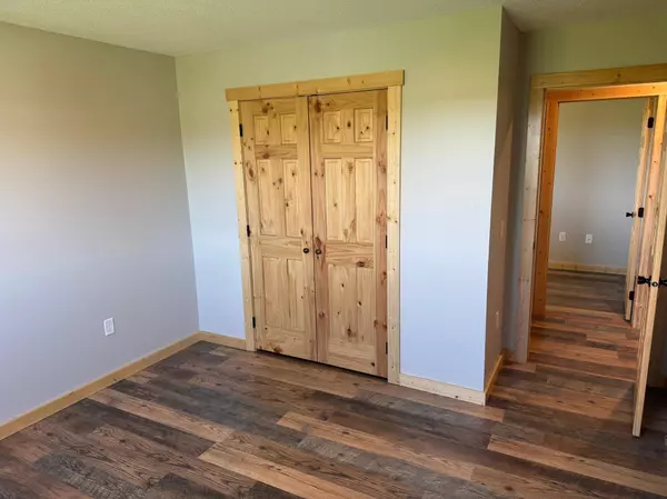 1950 228th LN W, Mora, MN 55051