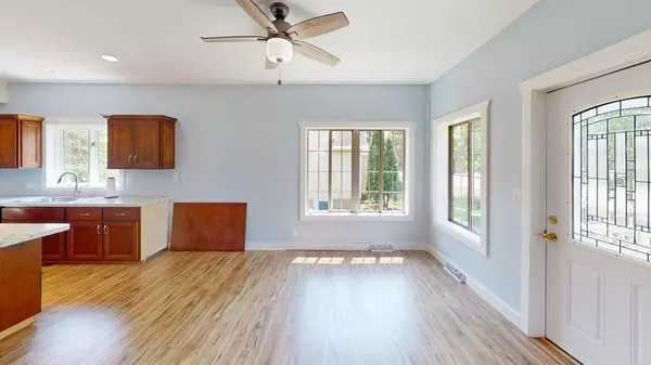 3726 Mayfair AVE, Hibbing, MN 55746