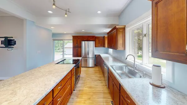 3726 Mayfair AVE, Hibbing, MN 55746