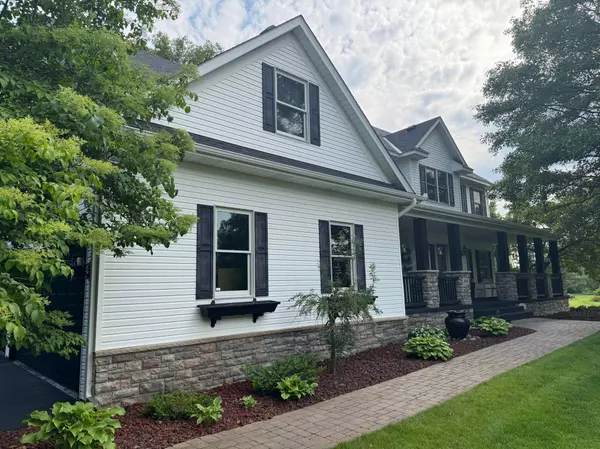 1848 141st LN NE, Ham Lake, MN 55304