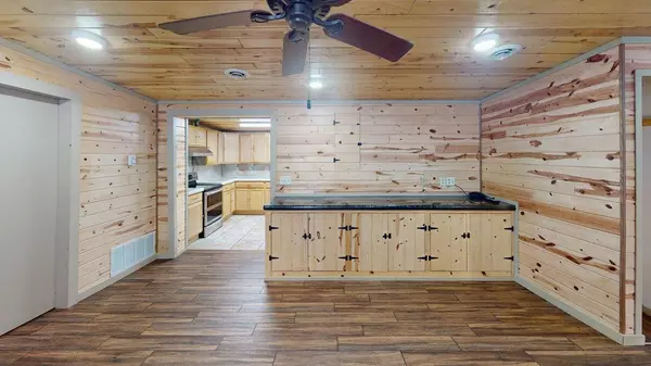 1001 3rd ST SW, Crosby, MN 56441