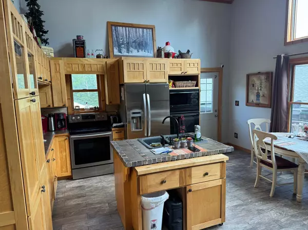 3687 Bassett Bay Beach RD, Brimson, MN 55602