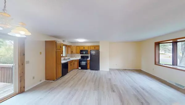 312 8th ST N, Sartell, MN 56377