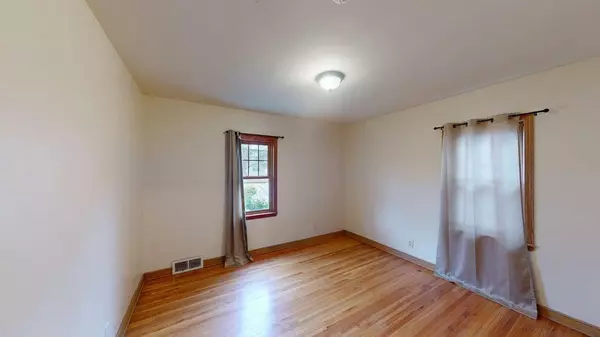 2849 Jersey AVE S, Saint Louis Park, MN 55426