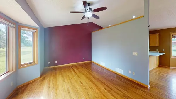 2197 116th ST NE, Monticello, MN 55362