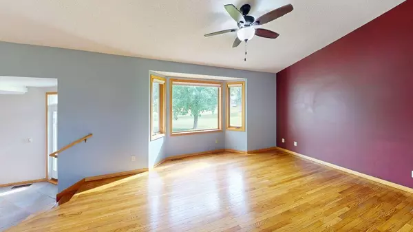 2197 116th ST NE, Monticello, MN 55362