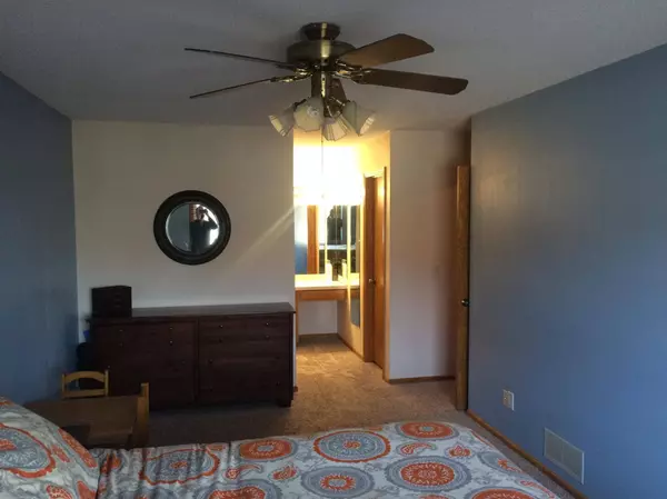 13667 84th PL N, Maple Grove, MN 55369