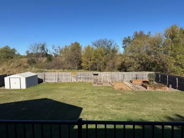 935 Aspen LN, Montrose, MN 55363