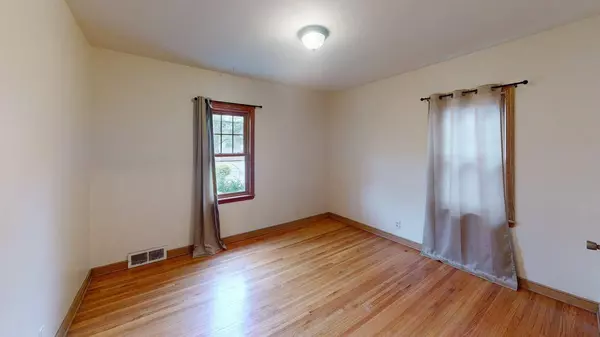 2849 Jersey AVE S, Saint Louis Park, MN 55426