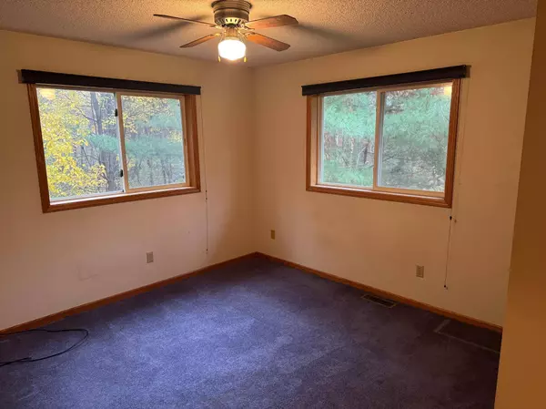 2775 283rd AVE NW, Isanti, MN 55040