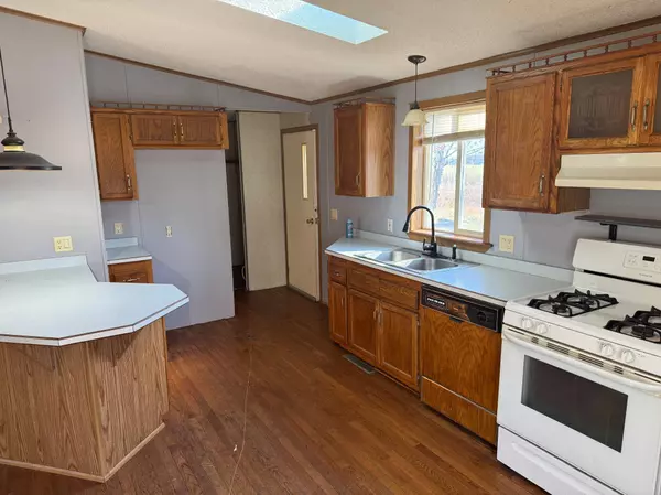 1998 280th AVE, Mora, MN 55051