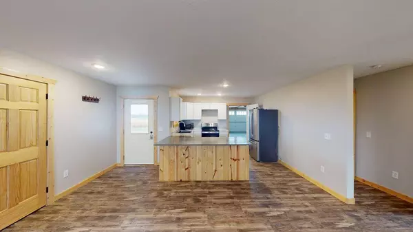 1956 228th LN, Mora, MN 55051