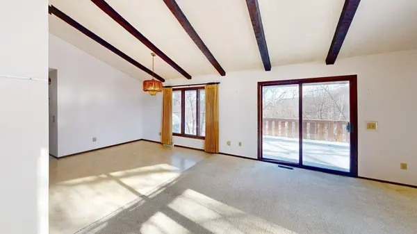 27015 Flintwood CIR, Wyoming, MN 55092