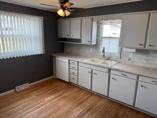 105 3rd ST SE, Hinckley, MN 55037