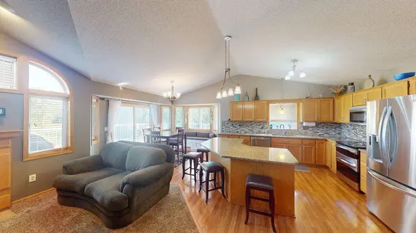 23351 Arrowhead ST NW, Saint Francis, MN 55070