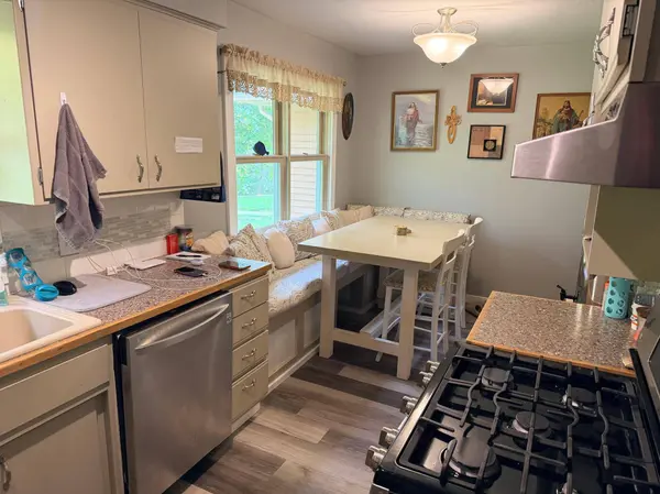 630 Summit LN, Mora, MN 55051