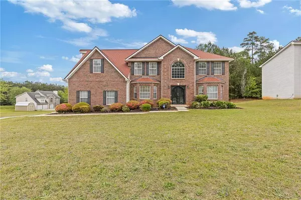 6932 Dalehollow DR, Lithonia, GA 30058