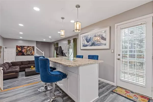 6932 Dalehollow DR, Lithonia, GA 30058