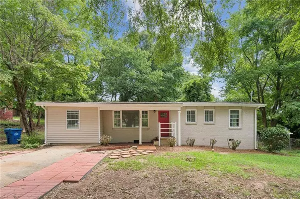 16 Bromack DR SE, Atlanta, GA 30315