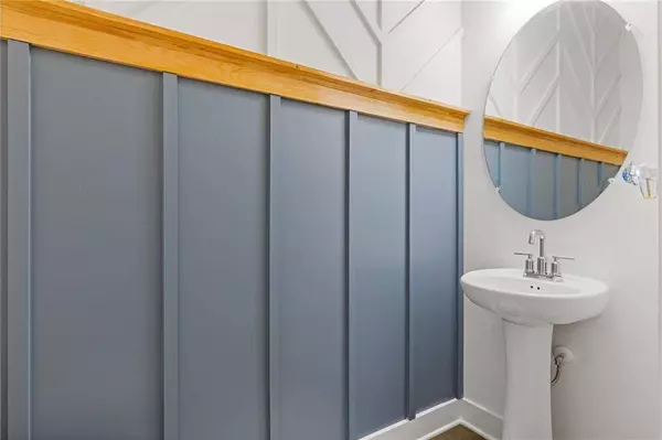 94 Garrison DR, Winder, GA 30680