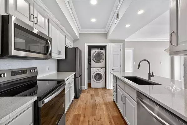 2161 Peachtree RD NE #706, Atlanta, GA 30309