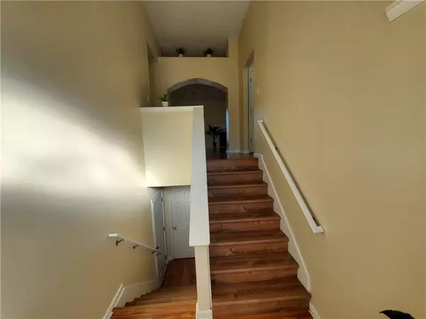 5450 Twin Lakes DR, Atlanta, GA 30349