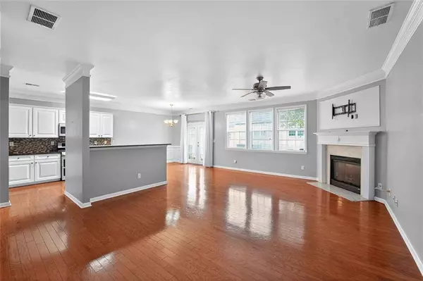 605 LOFTY LN SW, Atlanta, GA 30331