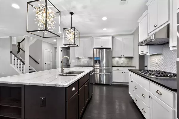 3515 Knobcone DR, Cumming, GA 30040