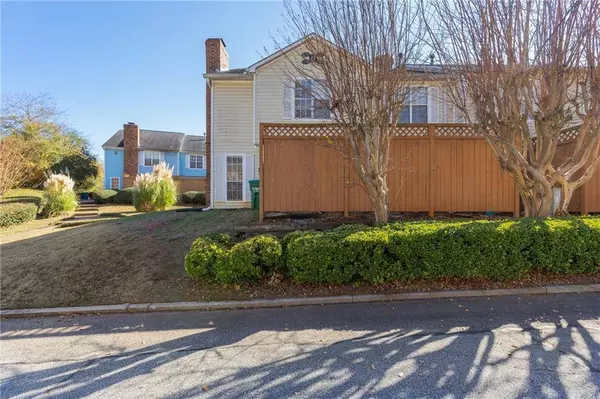 5554 CLOVER RISE LN #2, Norcross, GA 30093