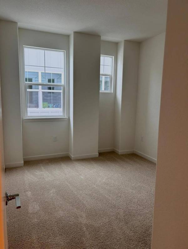 17357 Atwater Dr, Lathrop, CA 95330-7035