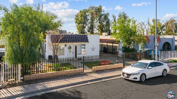 248 Hernandez St, Calexico, CA 92231-1711
