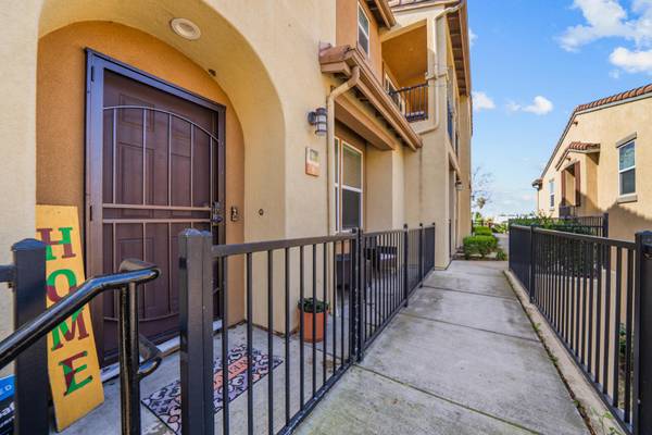 4300 Newton Ave #8, San Diego, CA 92113-3374