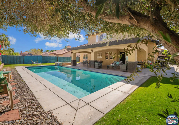 1107 Cabana St, Calexico, CA 92231-9773