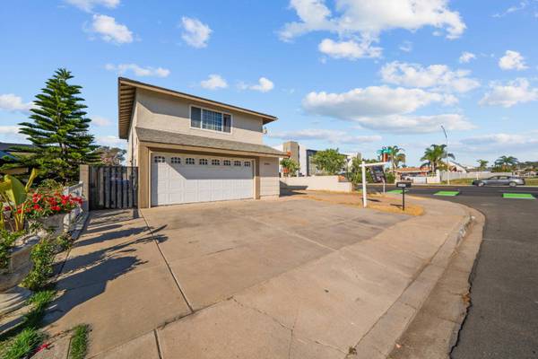3184 Pocitos Way, San Ysidro, CA 92173-1225