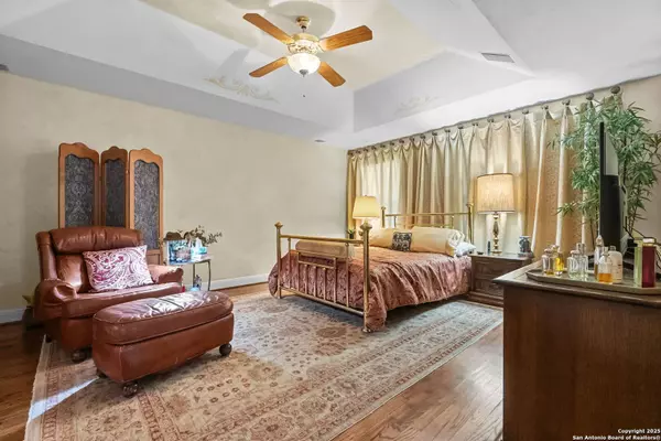 141 hollywood, San Antonio, TX 78212